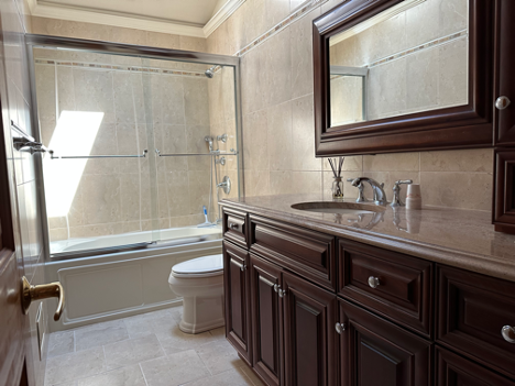 Bathroom Remodel with tub and dbl vanity
